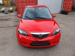 Rot Gebraucht 2006 Mazda 2 Active Limousine | 3.650 € (Teuer)