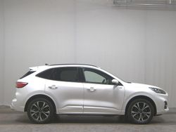 Weiss Gebraucht 2022 Ford Kuga ST-Line SUV | 17.980 € (Guter Preis)