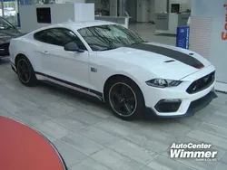 Oxford white solid (weiß) Gebraucht 2023 Ford Mustang Fastback Coupé | 58.900 € (Etwas zu teuer)