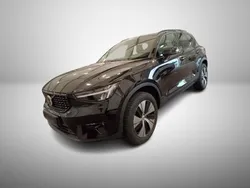 Onyx black / metallic Gebraucht 2023 Volvo XC40 Plus SUV | 31.890 € (Guter Preis)