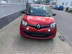 Rot Gebraucht 2017 Renault Twingo Life Kleinwagen | 6.500 €