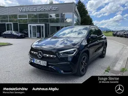 Kosmosschwarz (metallic) Gebraucht 2023 Mercedes GLA250 AMG SUV | 38.730 € (Guter Preis)