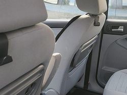 Blau Gebraucht 2009 Ford C-MAX Van / Kleinbus | 2.000 € (Fairer Preis)