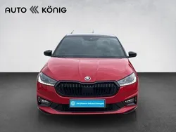 Velvet rot metallic met. Gebraucht 2023 Skoda Fabia Business Line Limousine | 21.990 € (Fairer Preis)