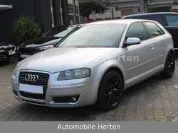 Silber Gebraucht 2005 Audi A3 Ambition Coupé | 2.690 € (Fairer Preis)