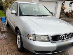 Grau Gebraucht 1998 Audi A4 Limousine | 2.199 € (Fairer Preis)