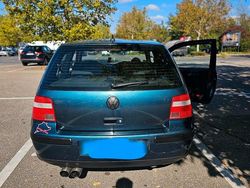 Grün Gebraucht 2002 VW Golf IV Sport Kleinwagen | 1.500 € (Guter Preis)