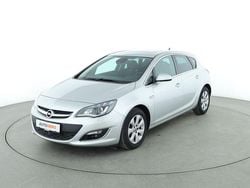 Silber Gebraucht 2014 Opel Astra Exklusiv Limousine | 9.150 € (Etwas zu teuer)