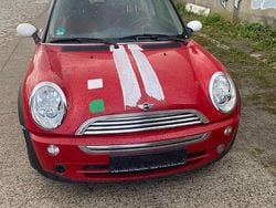 Rot Gebraucht 2005 Mini Cooper Coupé Coupé | 2.599 € (Guter Preis)