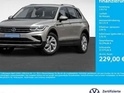 Silber Gebraucht 2024 VW Tiguan Elegance SUV | 33.088 € (Guter Preis)