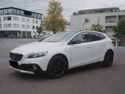 Gebraucht 2015 Volvo V40 CC You! Kombi | 11.799 € (Guter Preis)