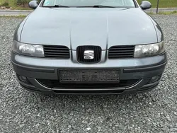 Grau Gebraucht 2004 Seat Toledo Limousine | 2.799 € (Teuer)
