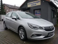 Silber Gebraucht 2019 Opel Astra Kombi | 10.990 € (Fairer Preis)