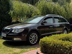 Braun Gebraucht 2012 Skoda Superb Kombi | 5.500 € (Fairer Preis)