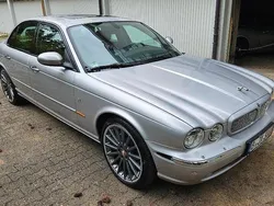 Silber Gebraucht 2004 Jaguar XJR Limousine | 33.900 € (Teuer)