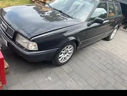 Grün Gebraucht 1992 Audi 80 Kombi | 700 €