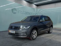 Grau Gebraucht 2020 VW Tiguan United SUV | 29.700 € (Etwas zu teuer)