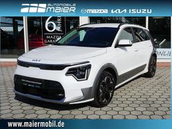 Weiß Gebraucht 2024 Kia e-Niro Inspiration SUV | 33.950 € (Teuer)