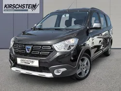 Schwarz Gebraucht 2018 Dacia Lodgy Stepway Van / Kleinbus | 12.990 € (Fairer Preis)