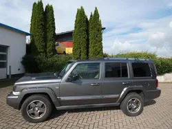 Grau Gebraucht 2006 Jeep Commander Limited SUV | 8.850 €