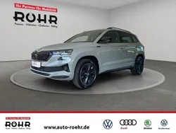 Steelgrau Gebraucht 2025 Skoda Karoq SportLine SUV | 39.900 € (Fairer Preis)
