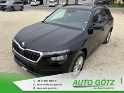 Blackmagic perleffekt (metallic) Gebraucht 2023 Skoda Kamiq Ambition SUV | 20.790 € (Guter Preis)