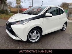 Weiß Gebraucht 2015 Toyota Aygo Kleinwagen | 6.990 € (Fairer Preis)