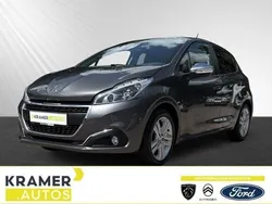 Grau Gebraucht 2019 Peugeot 208 Signature Sky Kleinwagen | 10.940 € (Fairer Preis)