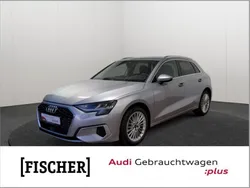Silber Gebraucht 2023 Audi A3 Sportback Advanced Limousine | 29.987 € (Guter Preis)