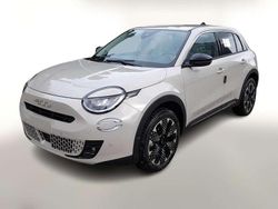 Cappucino beige metallic Neu 2025 Fiat 600 La Prima SUV | 25.500 € (Fairer Preis)