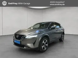 Grau Gebraucht 2023 Nissan Qashqai N-Connecta SUV | 24.450 € (Guter Preis)