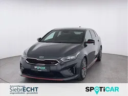 Grau (metallic) Gebraucht 2021 Kia ProCeed Kleinwagen | 26.489 € (Fairer Preis)