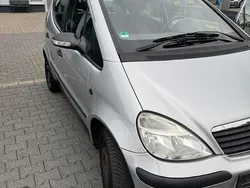 Silber Gebraucht 2005 Mercedes A160 Limousine | 1.650 €