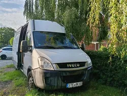 Beige Gebraucht 2011 Iveco Daily Limousine | 8.100 € (Fairer Preis)