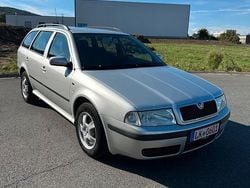 Silber Gebraucht 2004 Skoda Octavia Kombi | 1.880 € (Fairer Preis)