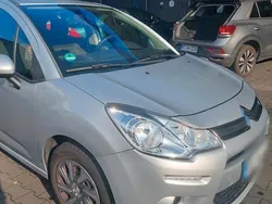 Silber Gebraucht 2015 Citroën C3 Kleinwagen | 3.700 €