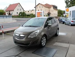 Braun Gebraucht 2012 Opel Meriva Innovation Van / Kleinbus | 3.999 € (Fairer Preis)