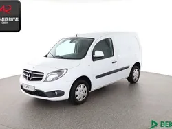 Weiß Gebraucht 2019 Mercedes Citan 109 Van / Kleinbus | 13.880 € (Etwas zu teuer)