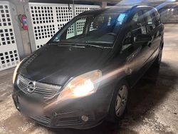 Schwarz Gebraucht 2007 Opel Zafira Van / Kleinbus | 1.000 € (Superpreis)