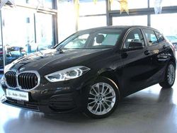 Schwarz Gebraucht 2022 BMW 118 Advantage Kleinwagen | 20.880 € (Fairer Preis)