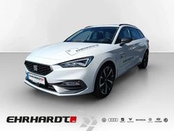 Weiß Gebraucht 2024 Seat Leon FR Limousine | 27.990 € (Teuer)