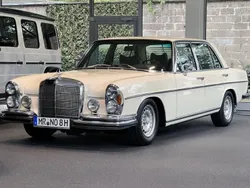 Beige Gebraucht 1971 Mercedes 300 Limousine | 90.999 €