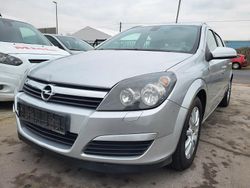 Grau Gebraucht 2004 Opel Astra Kombi | 1.000 € (Superpreis)