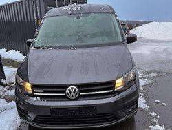 Indiumgrau metallic Gebraucht 2017 VW Caddy Trendline Van / Kleinbus | 7.300 €