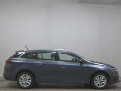 Grau Gebraucht 2022 Renault Mégane IV Life Limousine | 13.680 € (Superpreis)