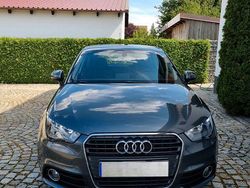 Grau Gebraucht 2012 Audi A1 Sportback Kleinwagen | 9.499 € (Fairer Preis)