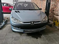 Gebraucht 2001 Peugeot 206 Kleinwagen | 1.490 €