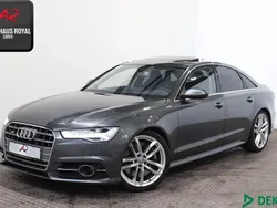 Grau Gebraucht 2015 Audi V8 Ambiente Limousine | 36.880 €