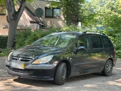 Schwarz Gebraucht 2003 Peugeot 307 Limousine | 450 €