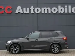 Grau Gebraucht 2023 BMW X5 M Sport SUV | 54.480 € (Guter Preis)